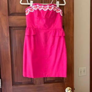 Beautiful strapless vintage Lily with gold exposed zipper